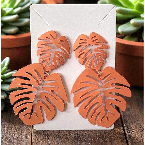 Set of 4 Pairs of Unique Earrings (SKU#3080) - Picture 4 of 5